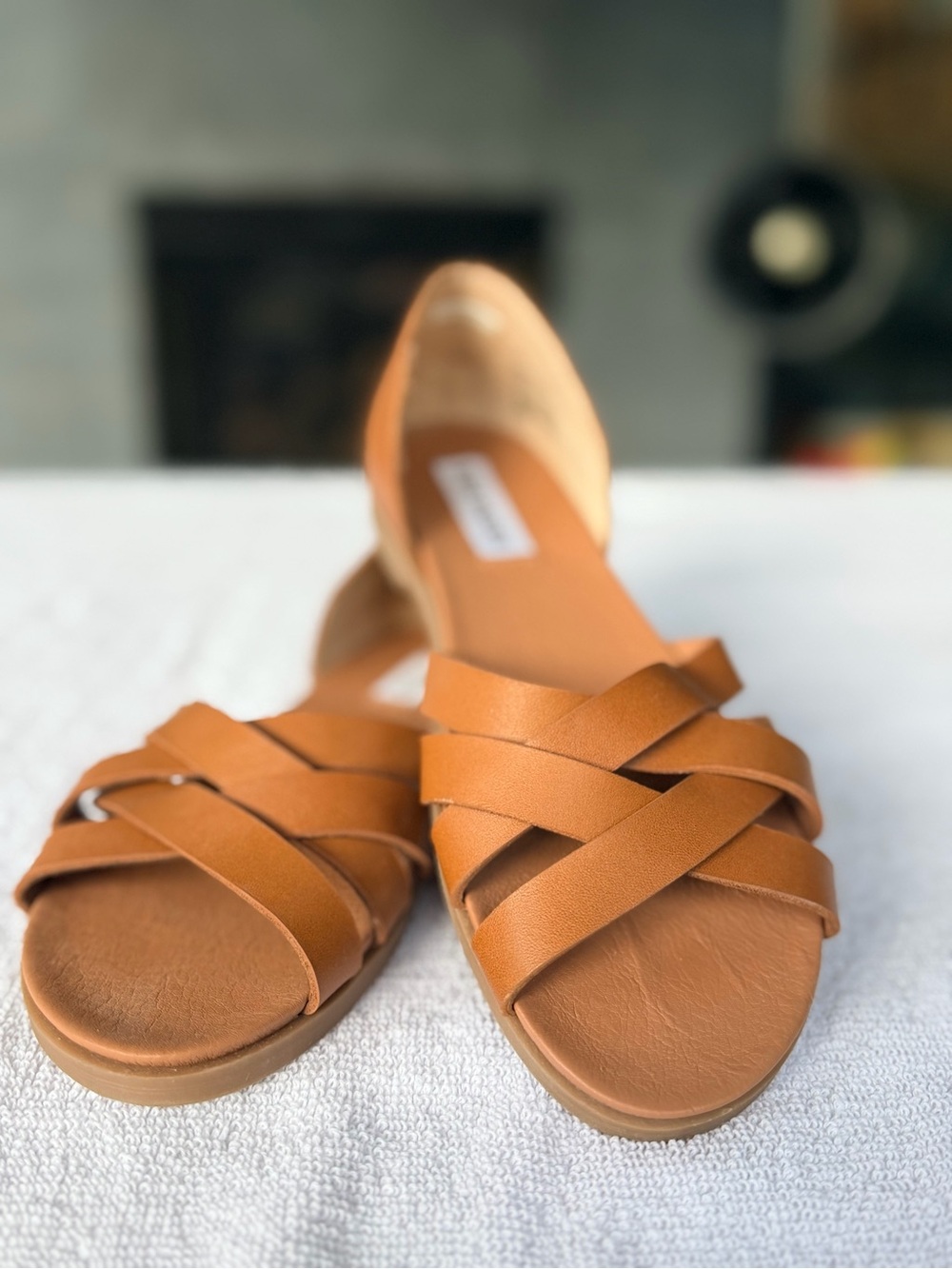Steve Madden ‘Kiera’ Tan Strappy Flat Sandals